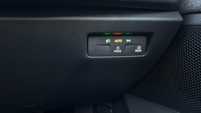 Skoda Superb 1.5 TSI e-TEC SE Technology 5dr DSG Petrol Hatchback